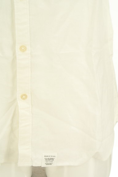 AZUL by moussy（アズールバイマウジー）の古着「ボタンアクセント七分袖シャツ（カジュアルシャツ）」大画像５へ