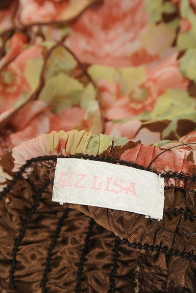 LIZ LISA（リズリサ）の古着「アシンメトリー花柄シフォンキャミソール（カットソー・プルオーバー）」大画像６へ