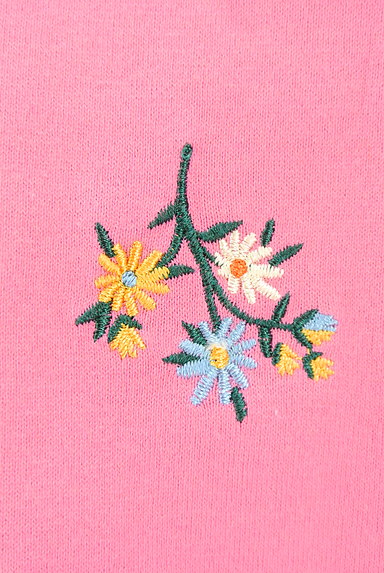 Avan Lily（アヴァンリリィ）の古着「小花刺繍カラーＴシャツ（Ｔシャツ）」大画像５へ