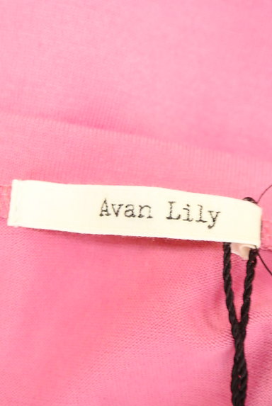 Avan Lily（アヴァンリリィ）の古着「小花刺繍カラーＴシャツ（Ｔシャツ）」大画像６へ