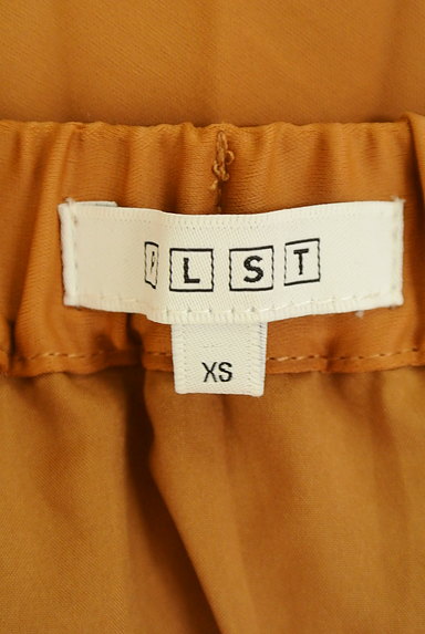 PLST（プラステ）の古着「イレギュラーヘムプリーツスカート（ロングスカート・マキシスカート）」大画像６へ
