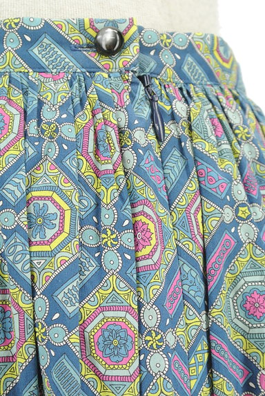 CHILD WOMAN（チャイルドウーマン）の古着「レトロマンダラ風フレアスカート（スカート）」大画像４へ