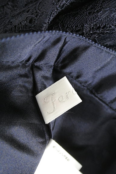 Feroux（フェルゥ）の古着「総刺繍レースフレアスカート（スカート）」大画像６へ