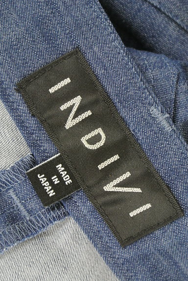 INDIVI（インディヴィ）の古着「裾ボタンデニムクロップドパンツ（パンツ）」大画像６へ
