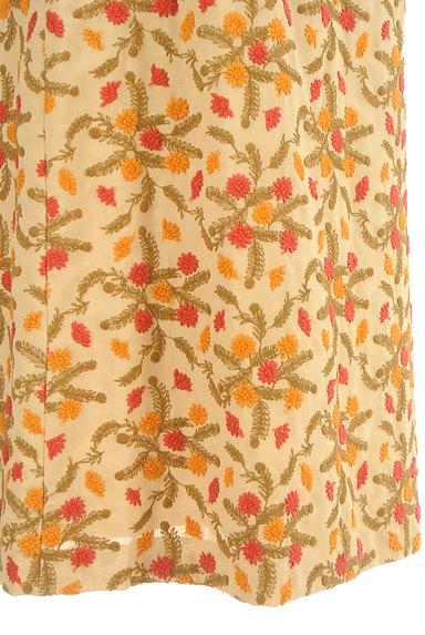 Sybilla（シビラ）の古着「花刺繍セミフレアマキシスカート（ロングスカート・マキシスカート）」大画像５へ