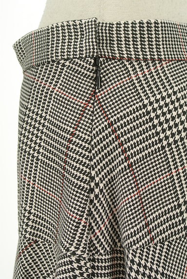 Couture Brooch（クチュールブローチ）の古着「チェック柄サーキュラースカート（スカート）」大画像４へ
