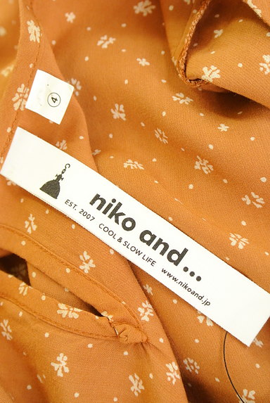 niko and...（ニコ アンド）の古着「小花柄バルーンワンピース（ワンピース・チュニック）」大画像６へ