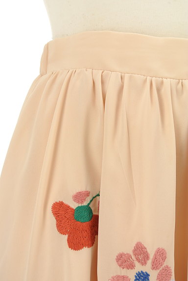 Par Avion（パラビオン）の古着「レトロ花刺繍フレアミニスカート（ミニスカート）」大画像４へ
