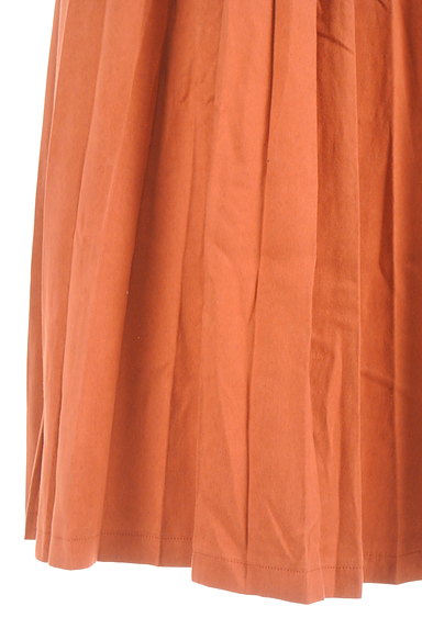 Jocomomola（ホコモモラ）の古着「スウェードプリーツロングスカート（ロングスカート・マキシスカート）」大画像５へ