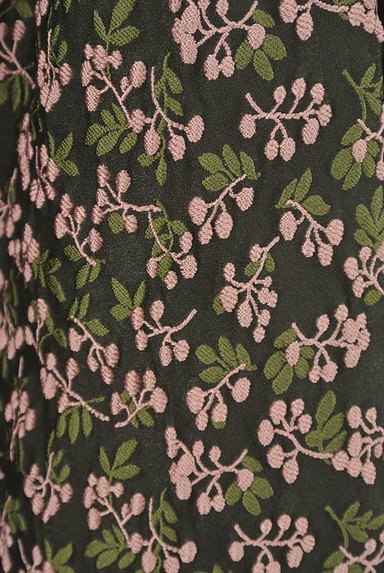 BEAMS Women's（ビームス　ウーマン）の古着「小花刺繍ギャザーフレアスカート（スカート）」大画像４へ