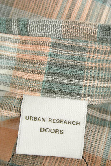 URBAN RESEARCH DOORS（アーバンリサーチドアーズ）の古着「チェック柄ドルマンゆったりシャツ（カジュアルシャツ）」大画像６へ