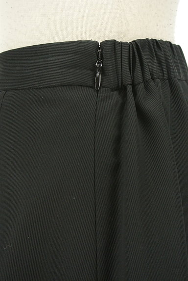 INDIVI（インディヴィ）の古着「シンプル膝下丈フレアスカート（スカート）」大画像４へ