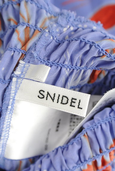 Snidel（スナイデル）の古着「オフショルダー花柄ロングワンピース（ワンピース・チュニック）」大画像６へ