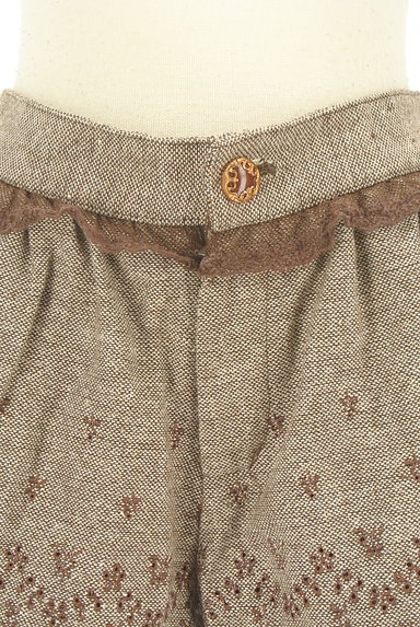 LIZ LISA（リズリサ）の古着「刺繍スカラップショートパンツ（ショートパンツ・ハーフパンツ）」大画像４へ