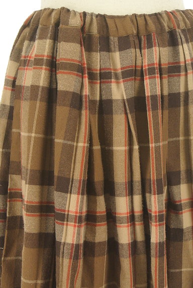 SM2（サマンサモスモス）の古着「チェック柄タックフレアロングスカート（ロングスカート・マキシスカート）」大画像４へ