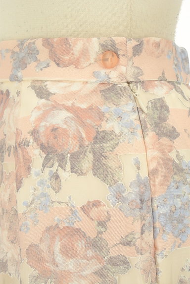 LAISSE PASSE（レッセパッセ）の古着「フラワータックセミタイトスカート（スカート）」大画像４へ