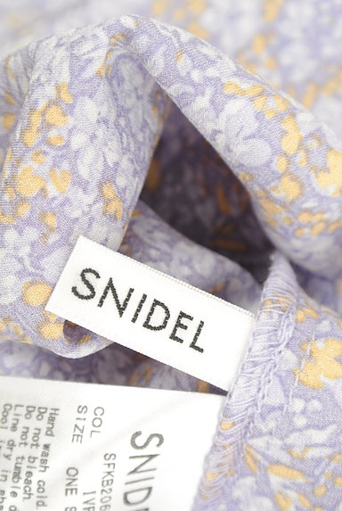 Snidel（スナイデル）の古着「フリルギャザーネック花柄カットソー（カットソー・プルオーバー）」大画像６へ