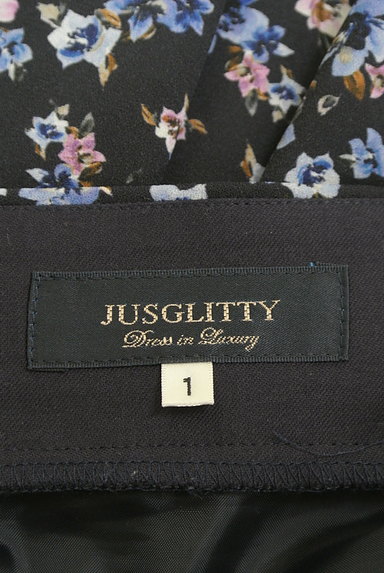 JUSGLITTY（ジャスグリッティー）の古着「小花柄ロングフレアスカート（ロングスカート・マキシスカート）」大画像６へ