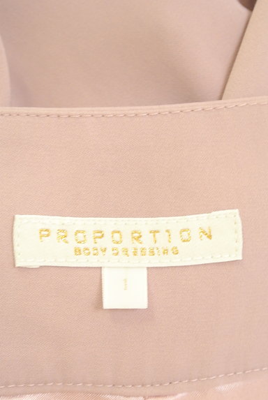 PROPORTION BODY DRESSING（プロポーションボディ ドレッシング）の古着「タックフレアワイドアンクルパンツ（パンツ）」大画像６へ