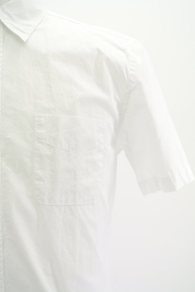 URBAN RESEARCH（アーバンリサーチ）の古着「無地半袖白シャツ（カジュアルシャツ）」大画像４へ