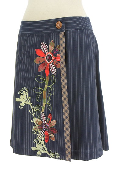 Lois CRAYON（ロイスクレヨン）の古着「花モチーフストライプ柄スカート（スカート）」大画像３へ