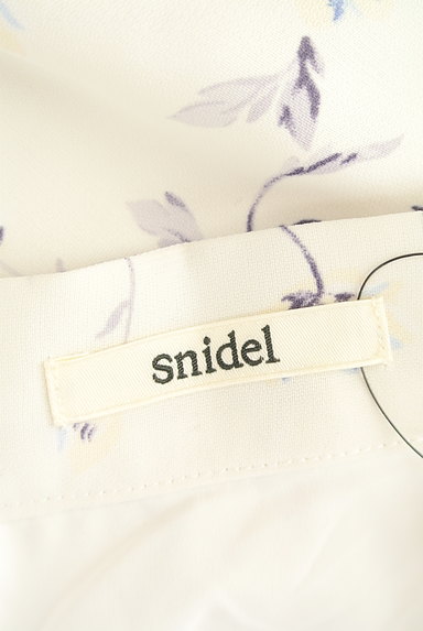 Snidel（スナイデル）の古着「花柄サイドフリルミニスカート（ミニスカート）」大画像６へ