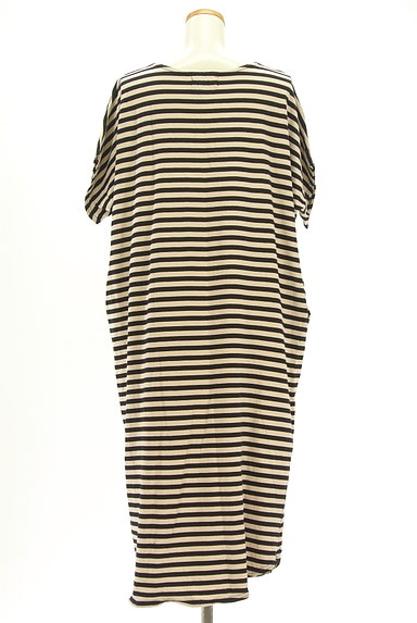 Antiqua アンティカ ワンピース なし黒の買取実績 リシャール