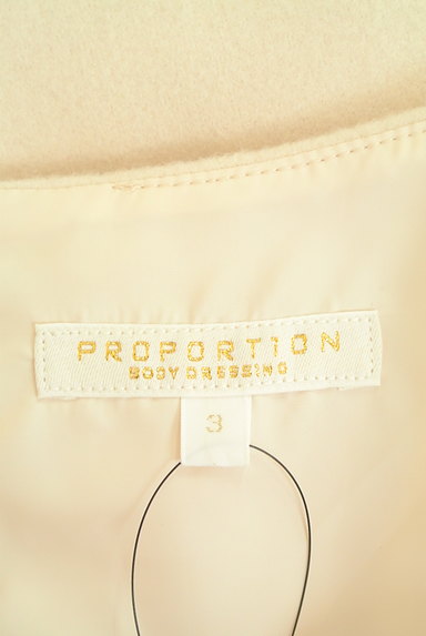PROPORTION BODY DRESSING（プロポーションボディ ドレッシング）の古着「袖レース膝下丈ベルト付きワンピース（ワンピース・チュニック）」大画像６へ