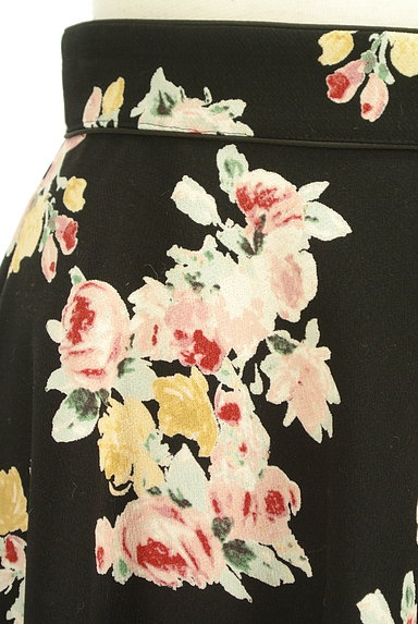 LAISSE PASSE（レッセパッセ）の古着「膝上丈花柄サーキュラースカート（ミニスカート）」大画像５へ