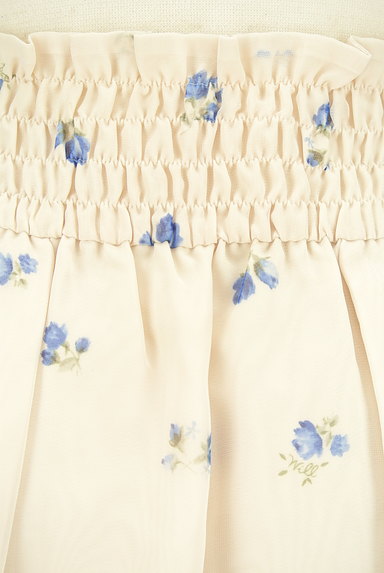 WILLSELECTION（ウィルセレクション）の古着「膝上丈小花柄シフォンフレアスカート（ミニスカート）」大画像４へ