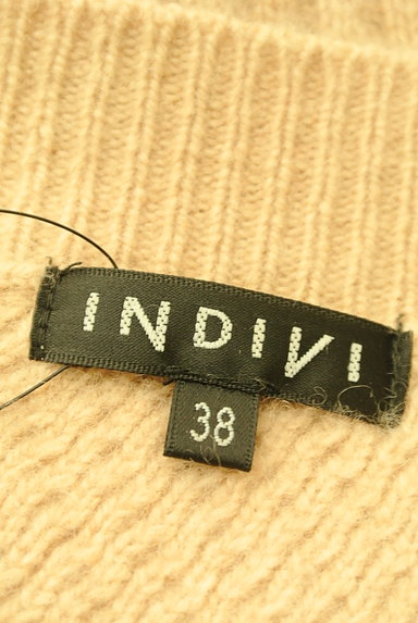 INDIVI（インディヴィ）の古着「幾何学リブのＶネックニット（ニット）」大画像６へ