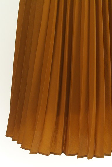 INDIVI（インディヴィ）の古着「ミモレ丈プリーツスカート（ロングスカート・マキシスカート）」大画像５へ