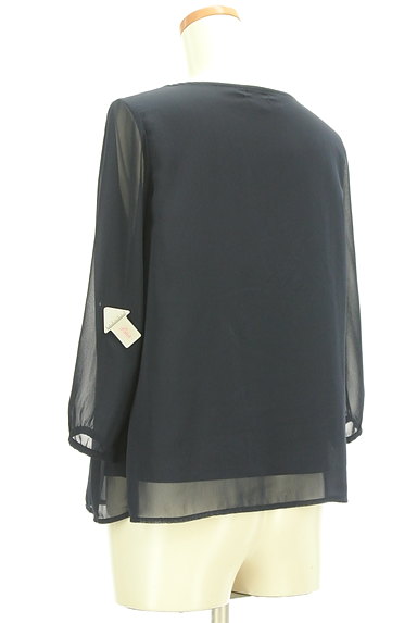 INDIVI（インディヴィ）の古着「シアー七分袖装飾カットソー（カットソー・プルオーバー）」大画像４へ