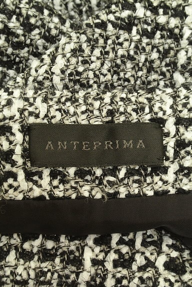 ANTEPRIMA（アンテプリマ）の古着「ミディ丈チェック柄ニットスカート（スカート）」大画像６へ
