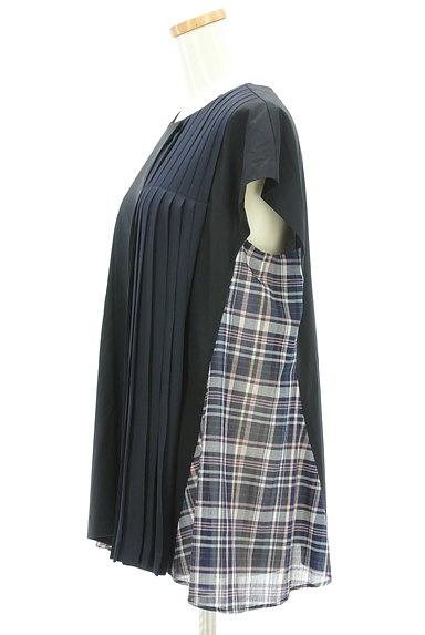 LEILIAN（レリアン）の古着「プリーツ×チェック切替カットソー（カットソー・プルオーバー）」大画像３へ