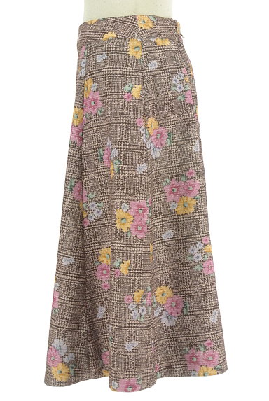 Feroux（フェルゥ）の古着「花柄×サイドボタンリバーシプルスカート（スカート）」大画像３へ