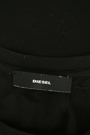 DIESEL（ディーゼル）の古着「ワンカラー凹凸ロゴTシャツ（Ｔシャツ）」大画像６へ