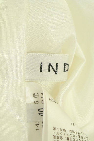 INDIVI（インディヴィ）の古着「膝下丈タックフレアスカート（スカート）」大画像６へ