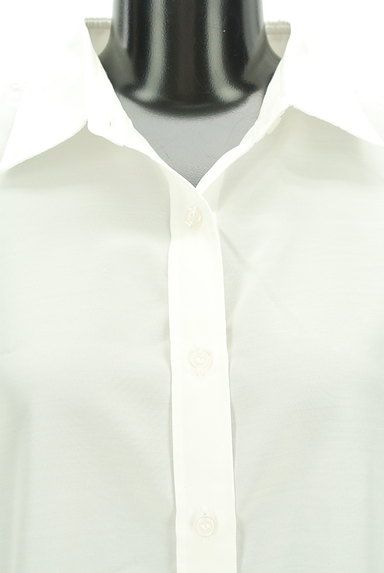 AZUL by moussy（アズールバイマウジー）の古着「サイドスリットシアーロングシャツ（カジュアルシャツ）」大画像４へ
