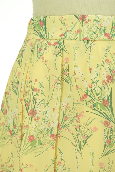 LAISSE PASSE（レッセパッセ）の古着「小花柄タックフレアスカート（スカート）」大画像４へ