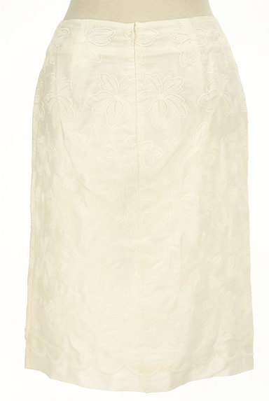 BEAMS Women's（ビームス　ウーマン）の古着「花刺繍タイトスカート（スカート）」大画像２へ