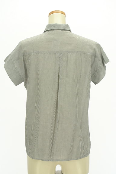 Te chichi（テチチ）の古着「ドロップショルダーシャツ（カジュアルシャツ）」大画像２へ