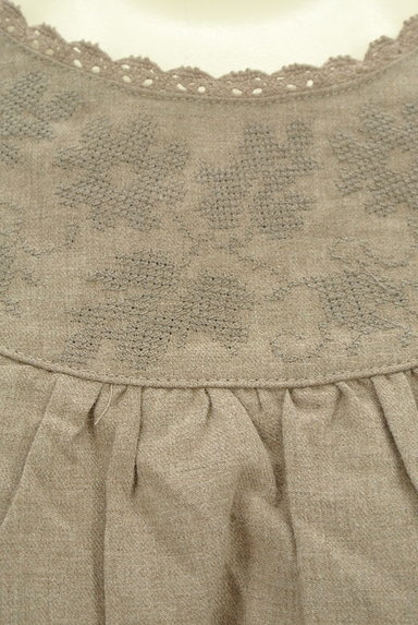 SM2（サマンサモスモス）の古着「刺繍入りボリューム袖カットソー（カットソー・プルオーバー）」大画像４へ