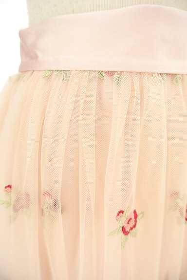 LAISSE PASSE（レッセパッセ）の古着「花柄刺繍ミモレ丈チュールスカート（ロングスカート・マキシスカート）」大画像４へ