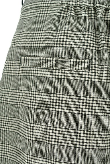 Couture Brooch（クチュールブローチ）の古着「フリルポケットショートパンツ（ショートパンツ・ハーフパンツ）」大画像５へ