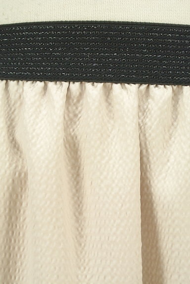 KUMIKYOKU（組曲）の古着「裾レースシャイニースカート（スカート）」大画像４へ