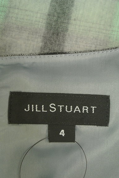 JILLSTUART（ジルスチュアート）の古着「ペプラムトップス＋ショートパンツ（セットアップ（ジャケット＋パンツ））」大画像６へ