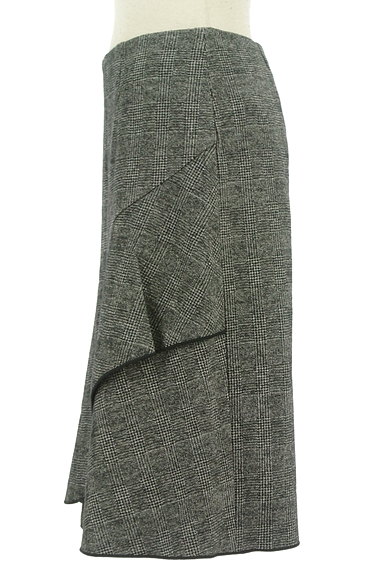 NARA CAMICIE（ナラカミーチェ）の古着「斜めティアードセミタイトスカート（スカート）」大画像３へ
