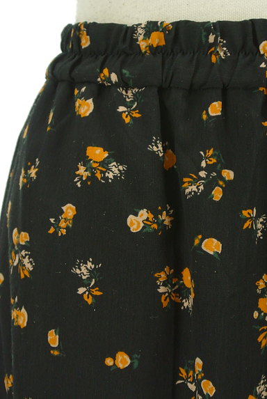 RODEO CROWNS（ロデオクラウン）の古着「小花柄ロングスカート（ロングスカート・マキシスカート）」大画像４へ