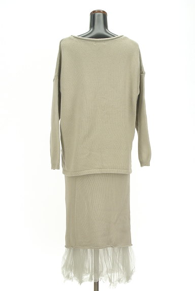 rienda（リエンダ）の古着「ニット＋チュール裾スカート（セットアップ（ジャケット＋スカート））」大画像２へ
